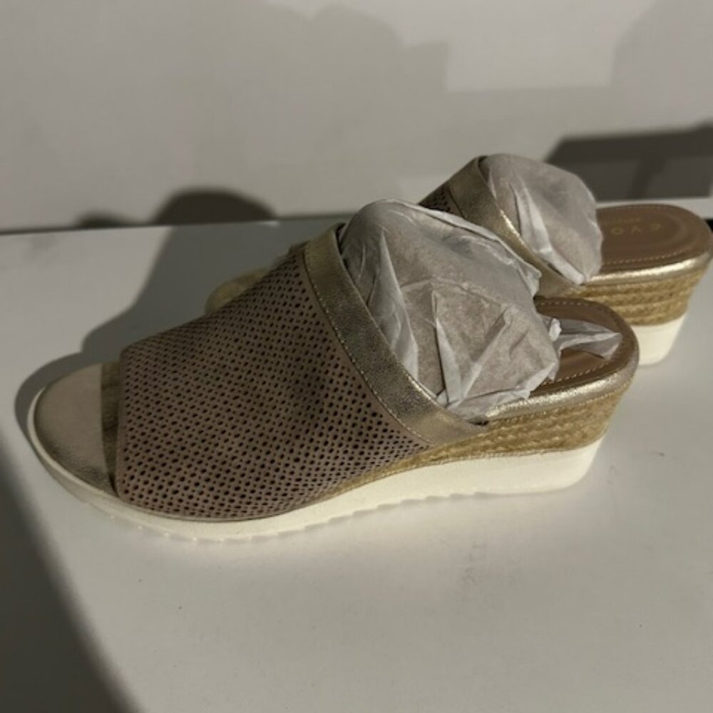 Evolve Zooey Heels | Light Natural | Size 9